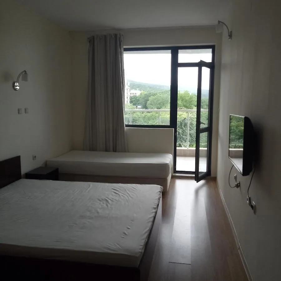 Yalta Apartments Goudstrand 0*,